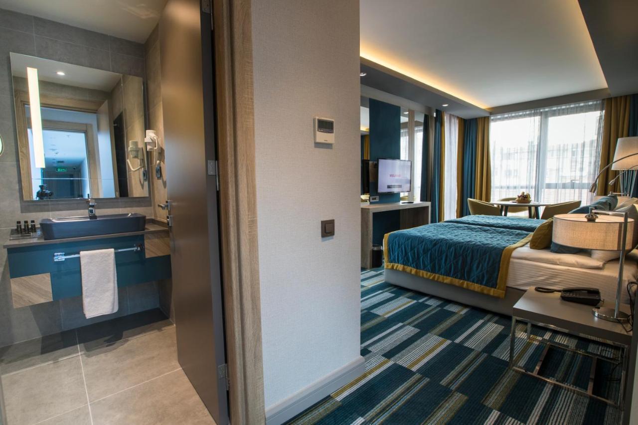 Otel Izz